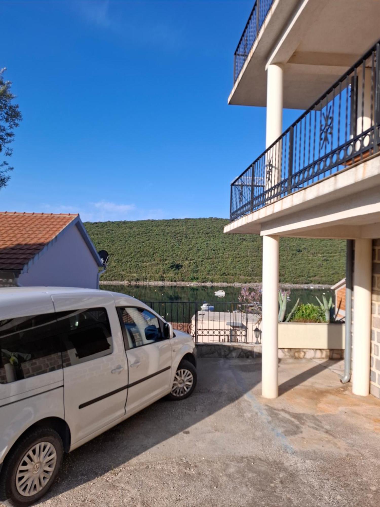 Apartment Bigovo Tivat Buitenkant foto